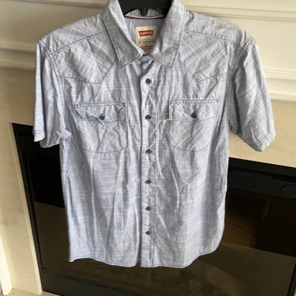 Levi short sleeve button up